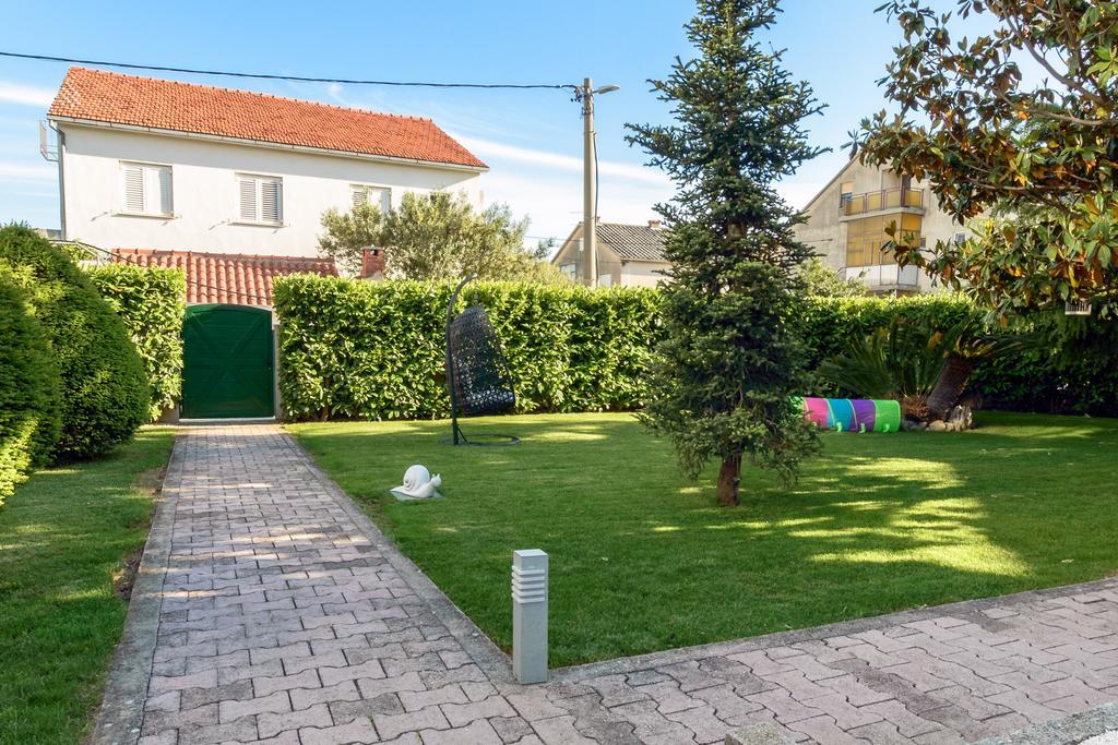 Kuca Za Odmor Kuzmanic Villa Kastela Exterior photo